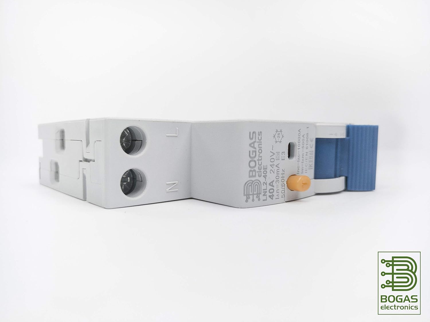 Interruptor diferencial superinmunizado SI, 30 mA, 2P, 40 A, Clase A y 10kA.